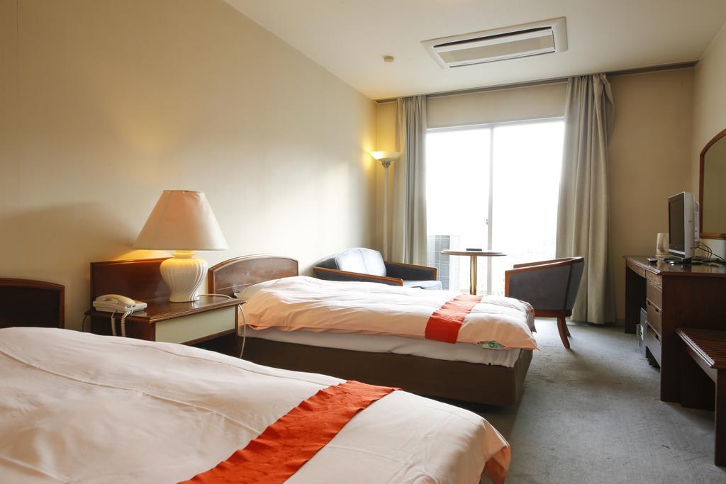 ฮิโนะตะนิ ออนเซน มิซุงิ รีสอร์ต Hotel สึ ห้อง รูปภาพ